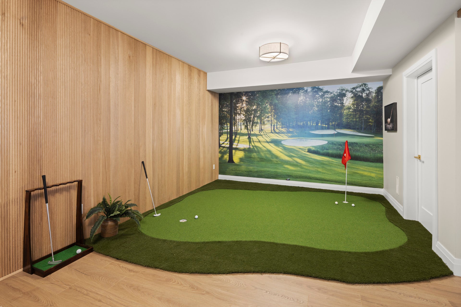 04497 - Alexandria Moulding