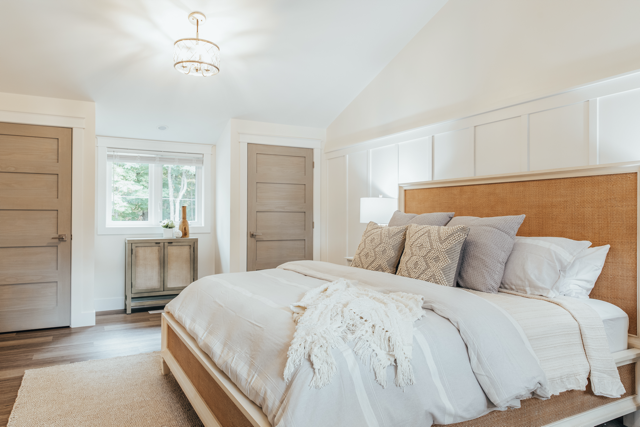 Conmore® - 5 Panel Equal - Alexandria Moulding